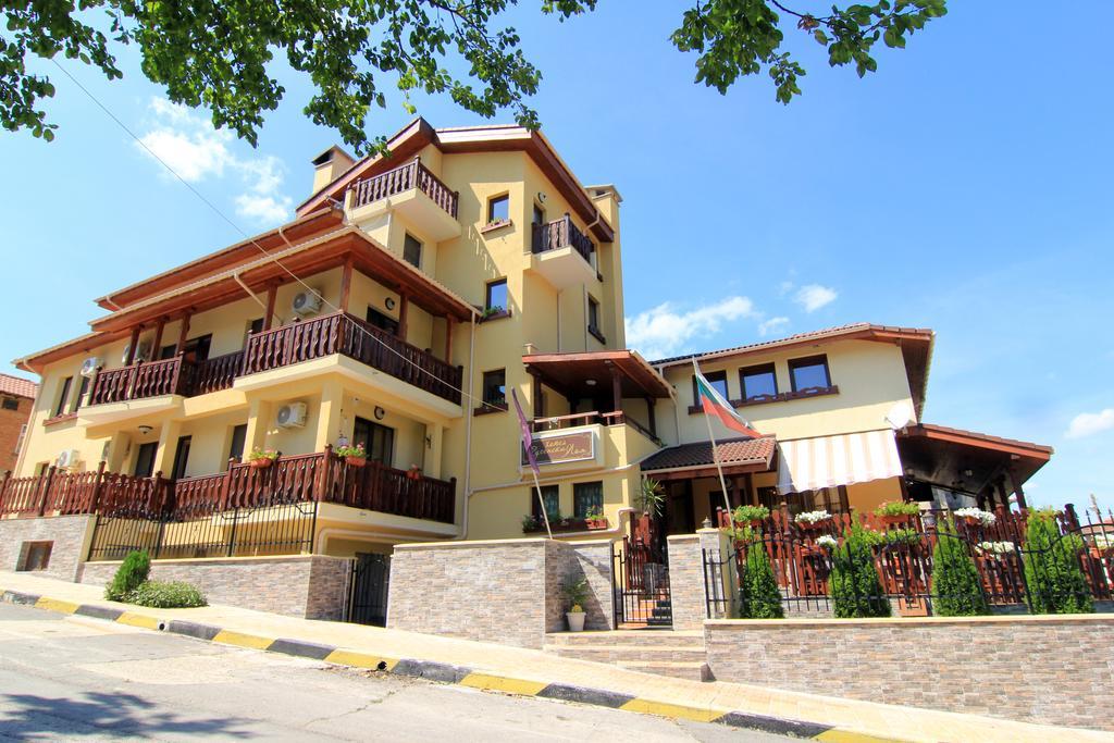 Rusenski Lom Hotel Koshov 外观 照片