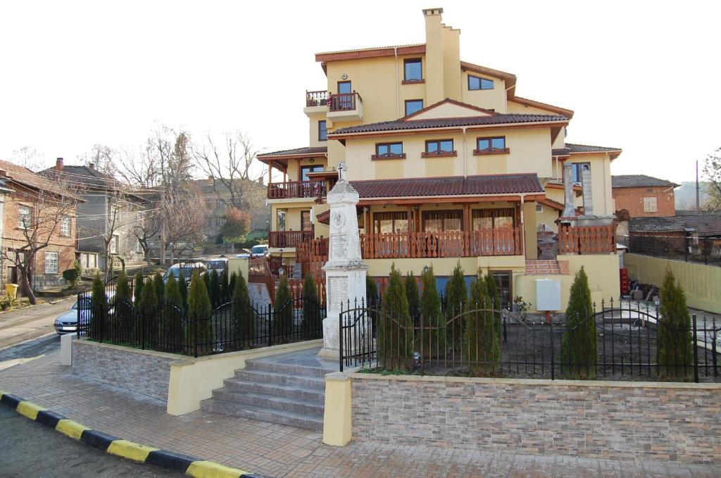 Rusenski Lom Hotel Koshov 外观 照片